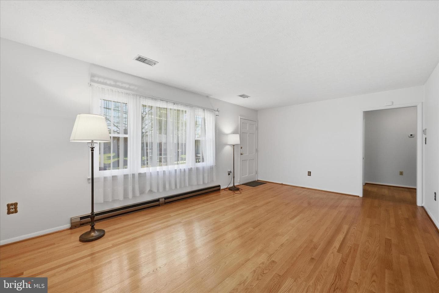 113 Christopher Drive photo 4