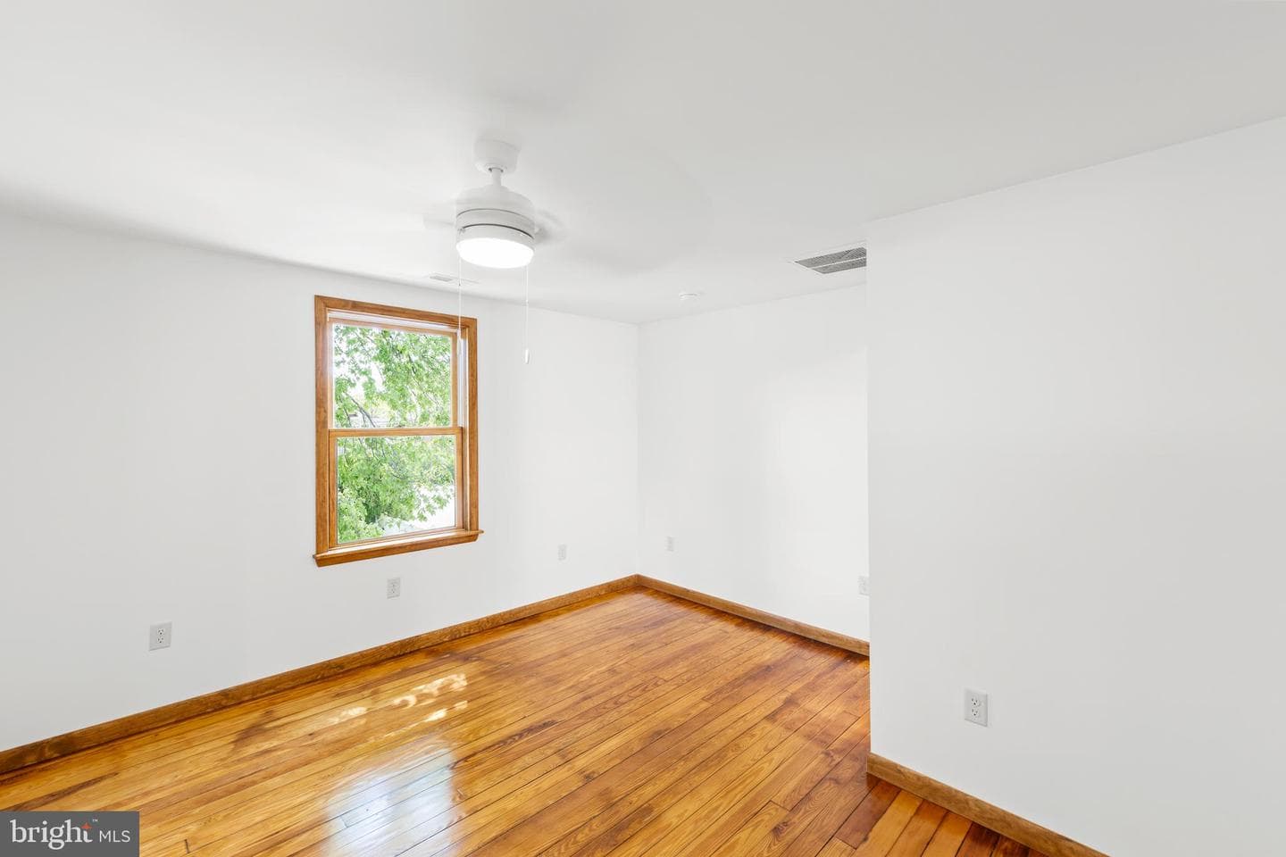 112 W Germain Street photo 20
