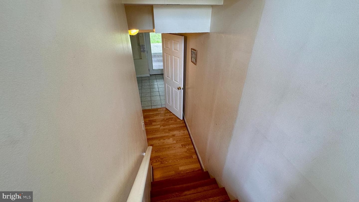 623 Smithfield Avenue photo 29