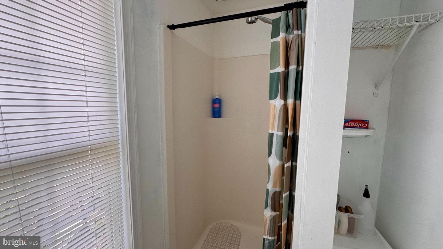 623 Smithfield Avenue photo 34