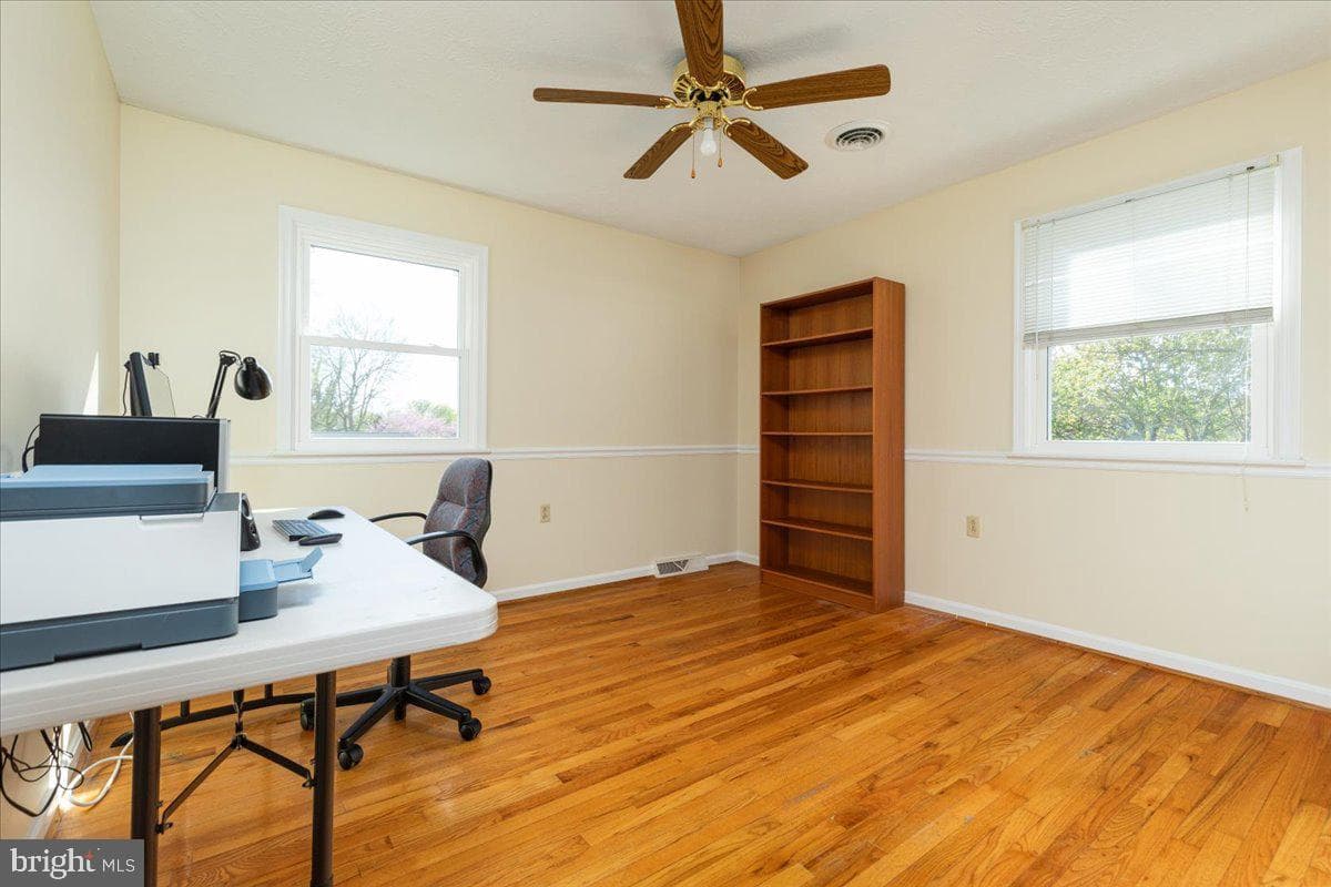 1300 Caroline Street photo 22