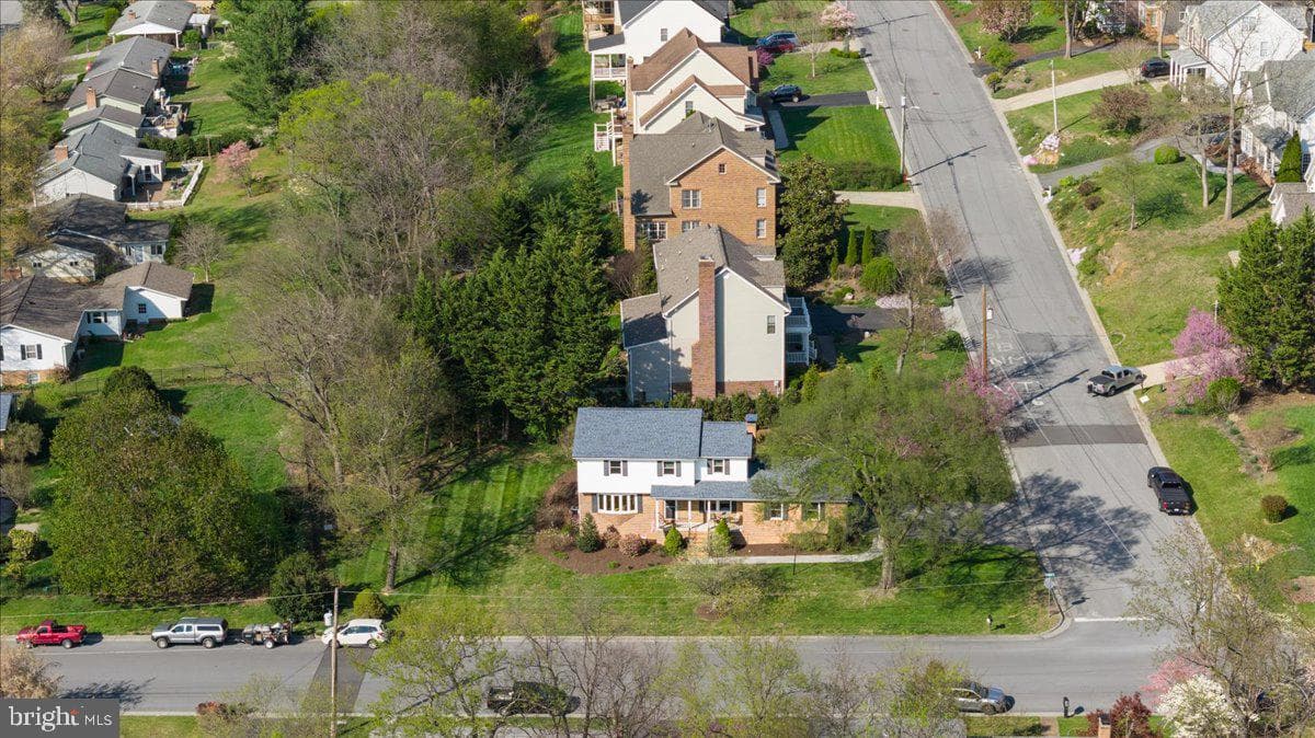 1300 Caroline Street photo 46