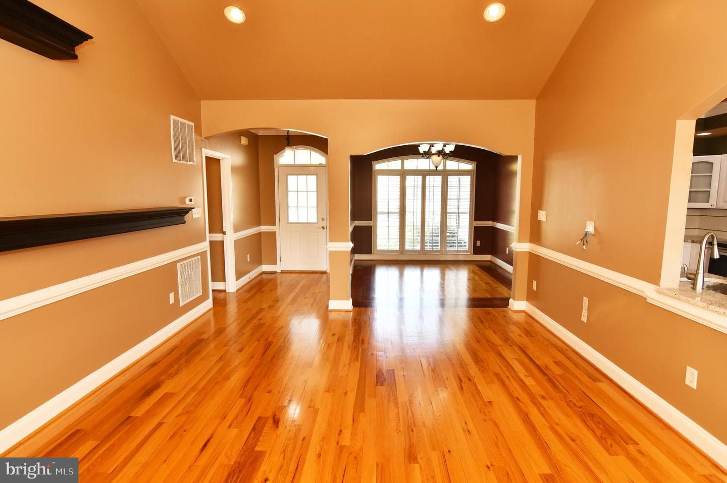 813 Chelsea Drive photo 20