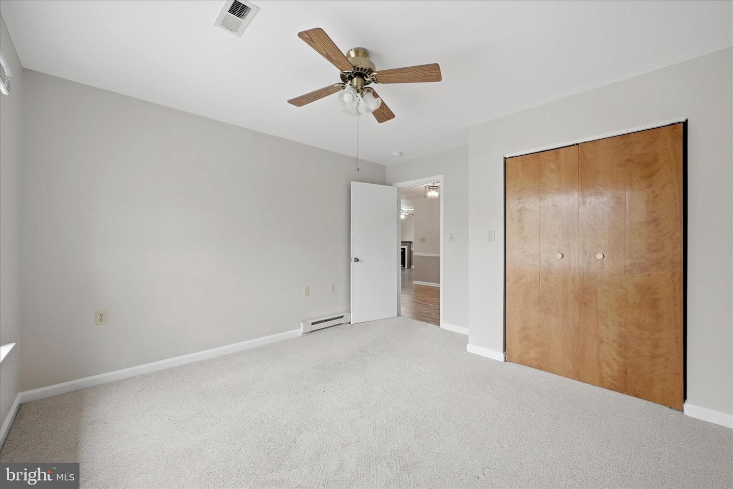 202 Russelcroft Road photo 30