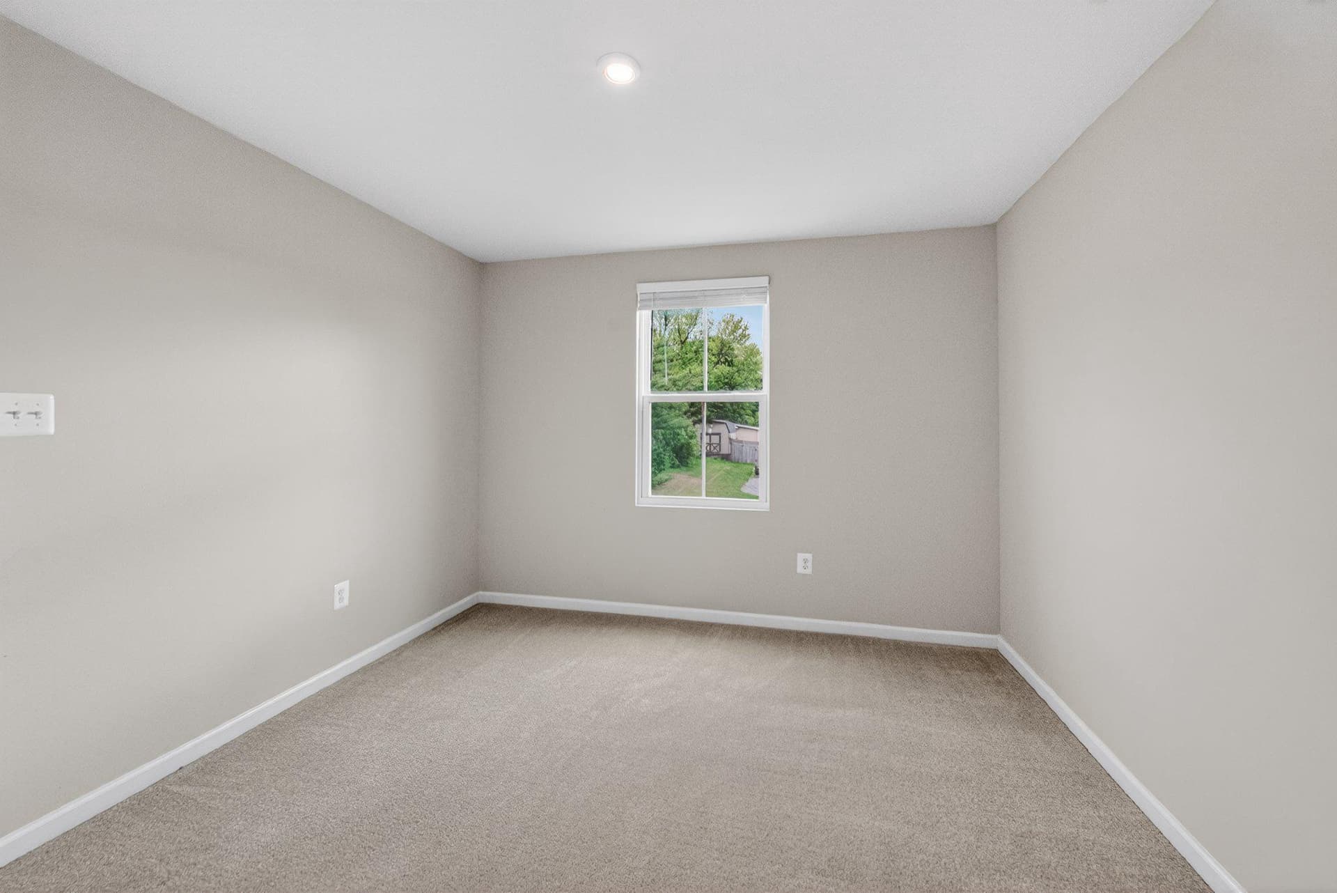 310 Longview Avenue photo 19
