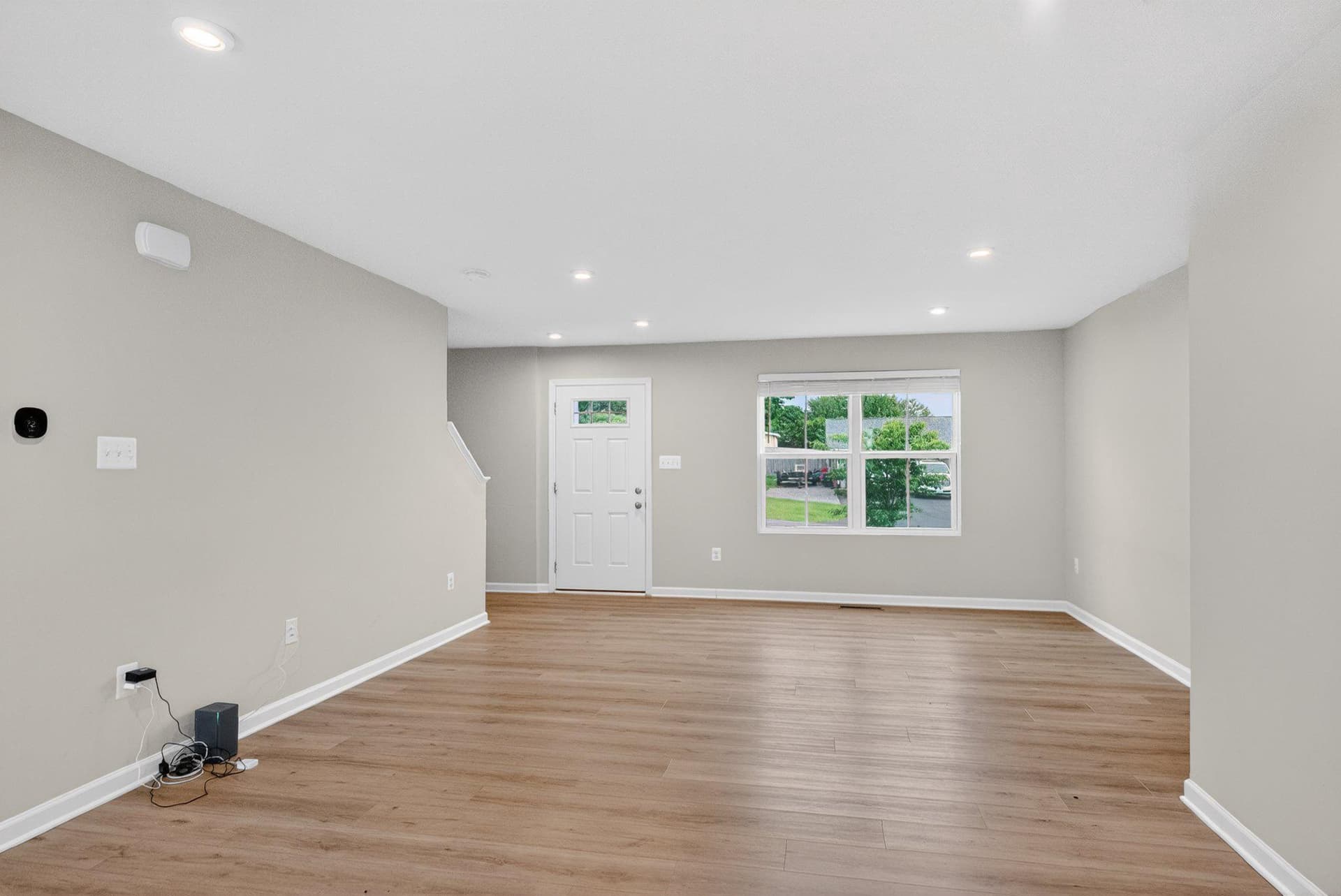 310 Longview Avenue photo 3
