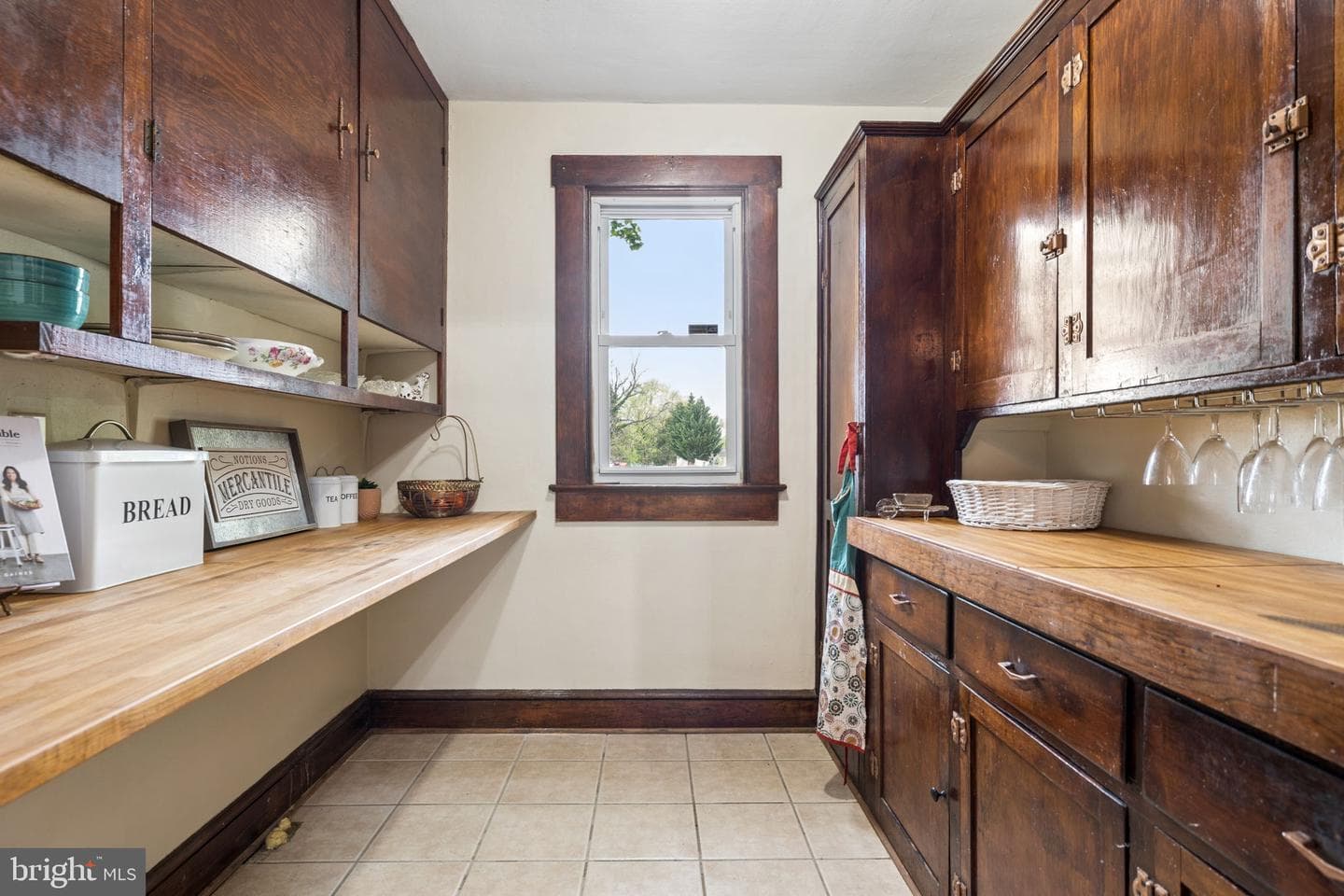 707 E Cork Street photo 10