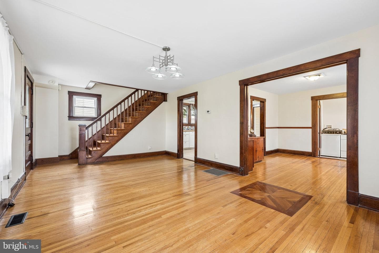 707 E Cork Street photo 14