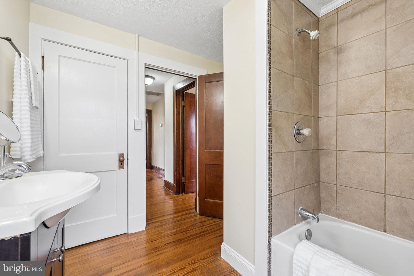 707 E Cork Street photo 38