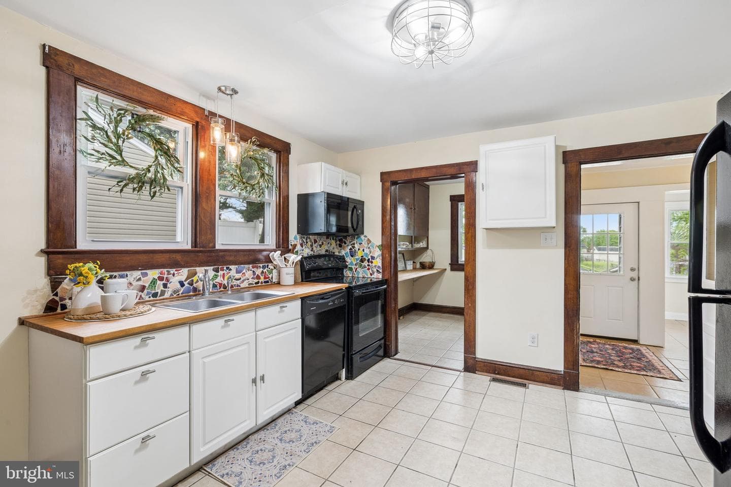 707 E Cork Street photo 9
