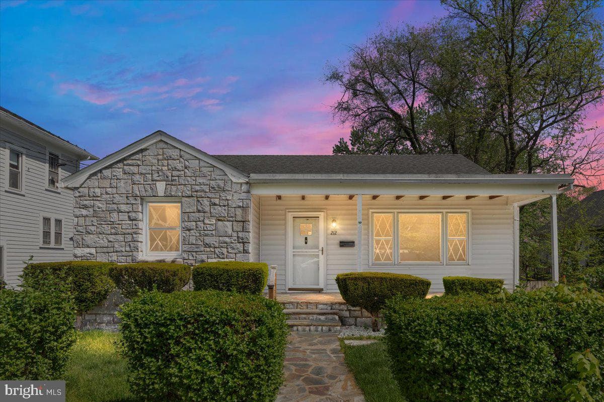 212 Shawnee Avenue