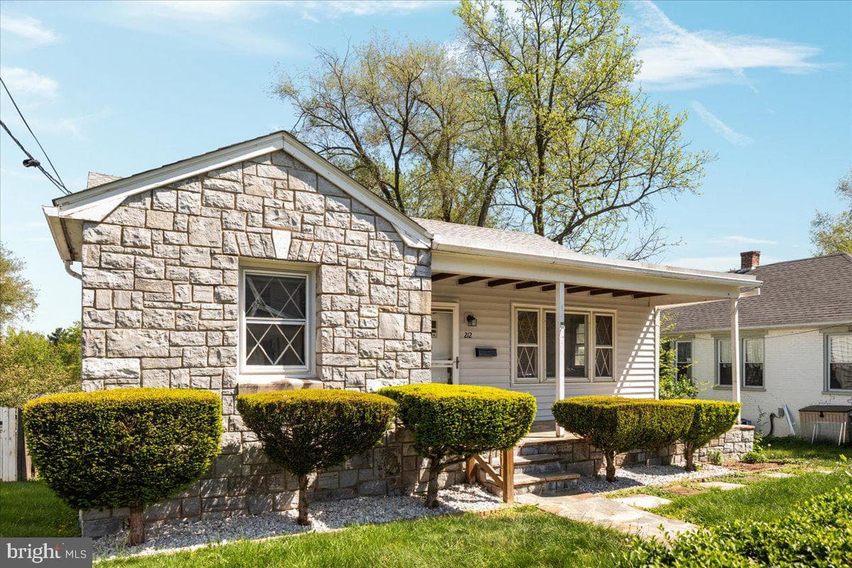 212 Shawnee Avenue photo 2