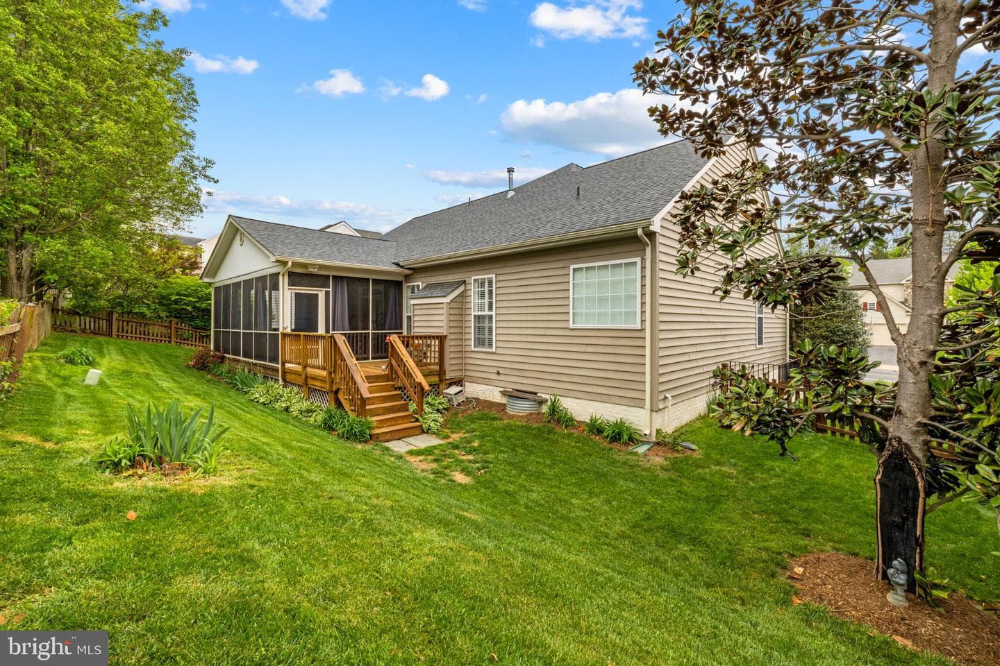 1930 Harvest Drive photo 59