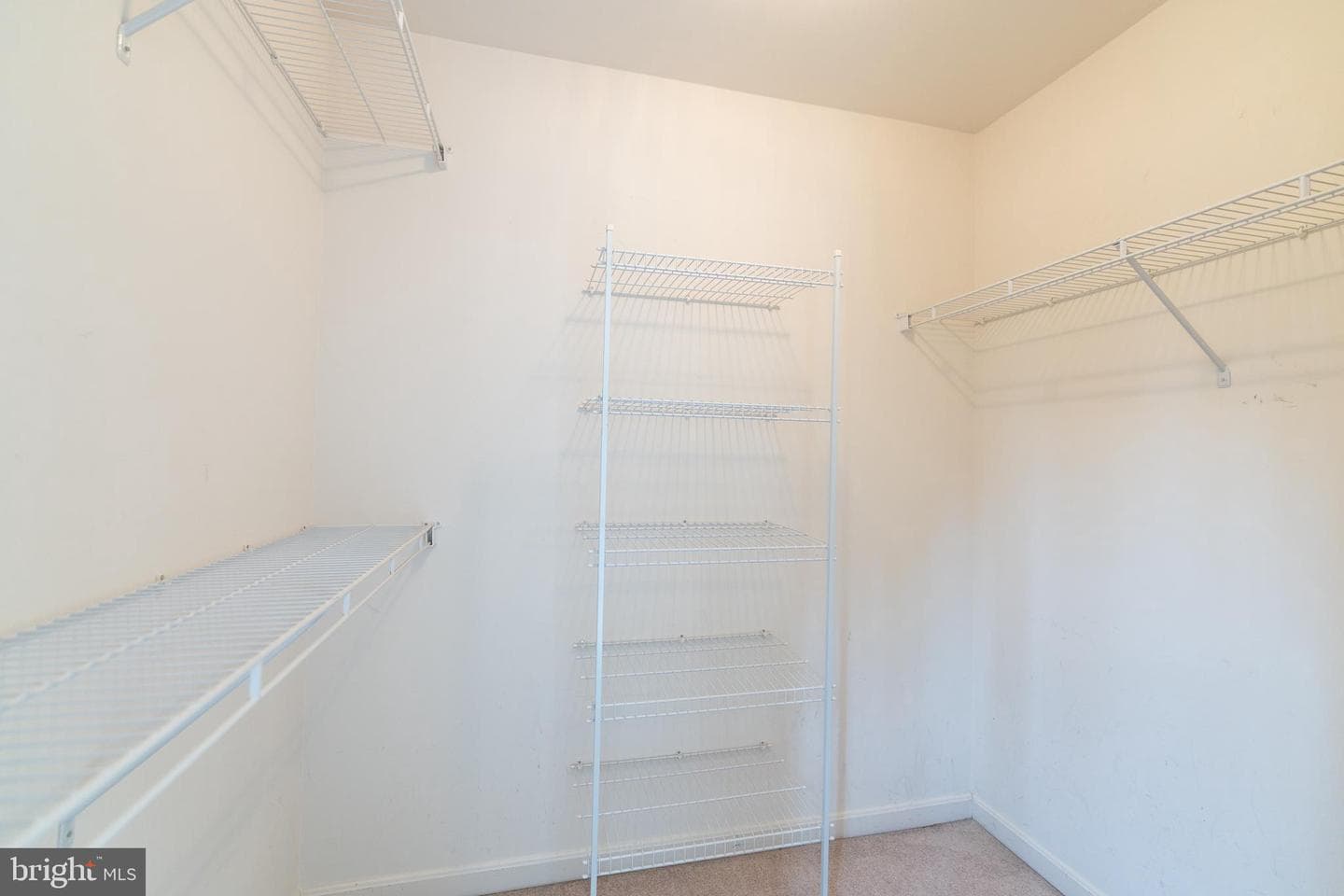 938 Wayne Drive photo 28