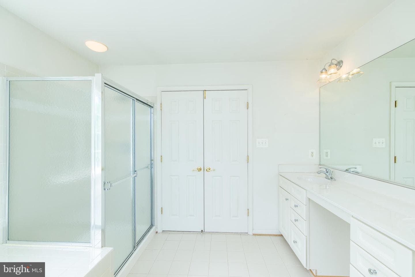 938 Wayne Drive photo 32