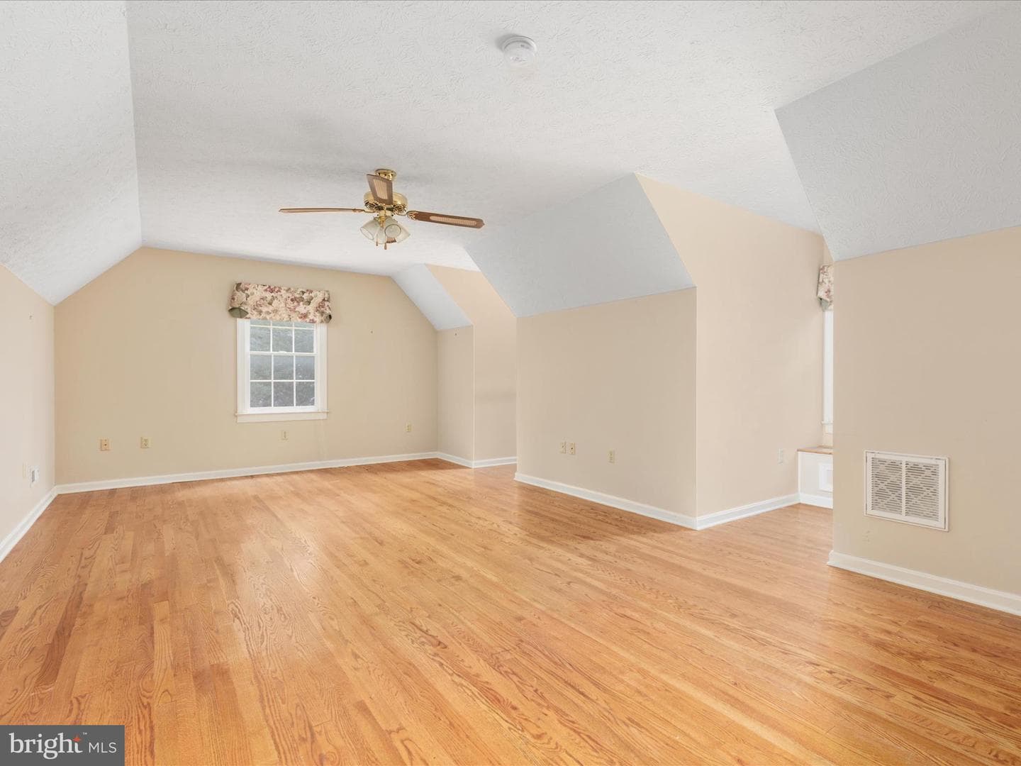 769 Seldon Drive photo 22