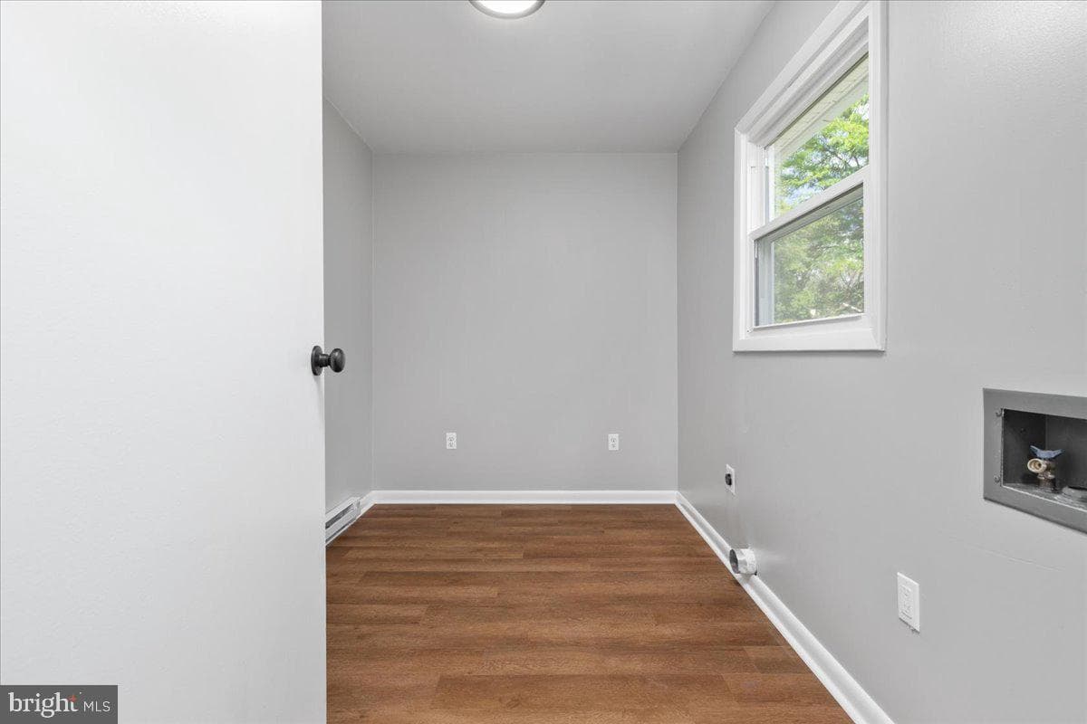 420 E Pall Mall Street photo 13