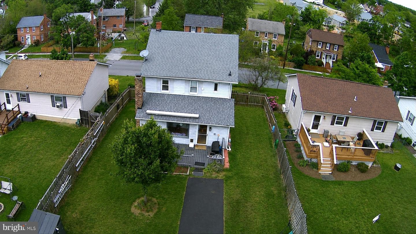 823 Woodland Avenue photo 37