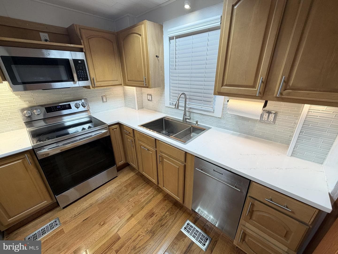 823 Woodland Avenue photo 6