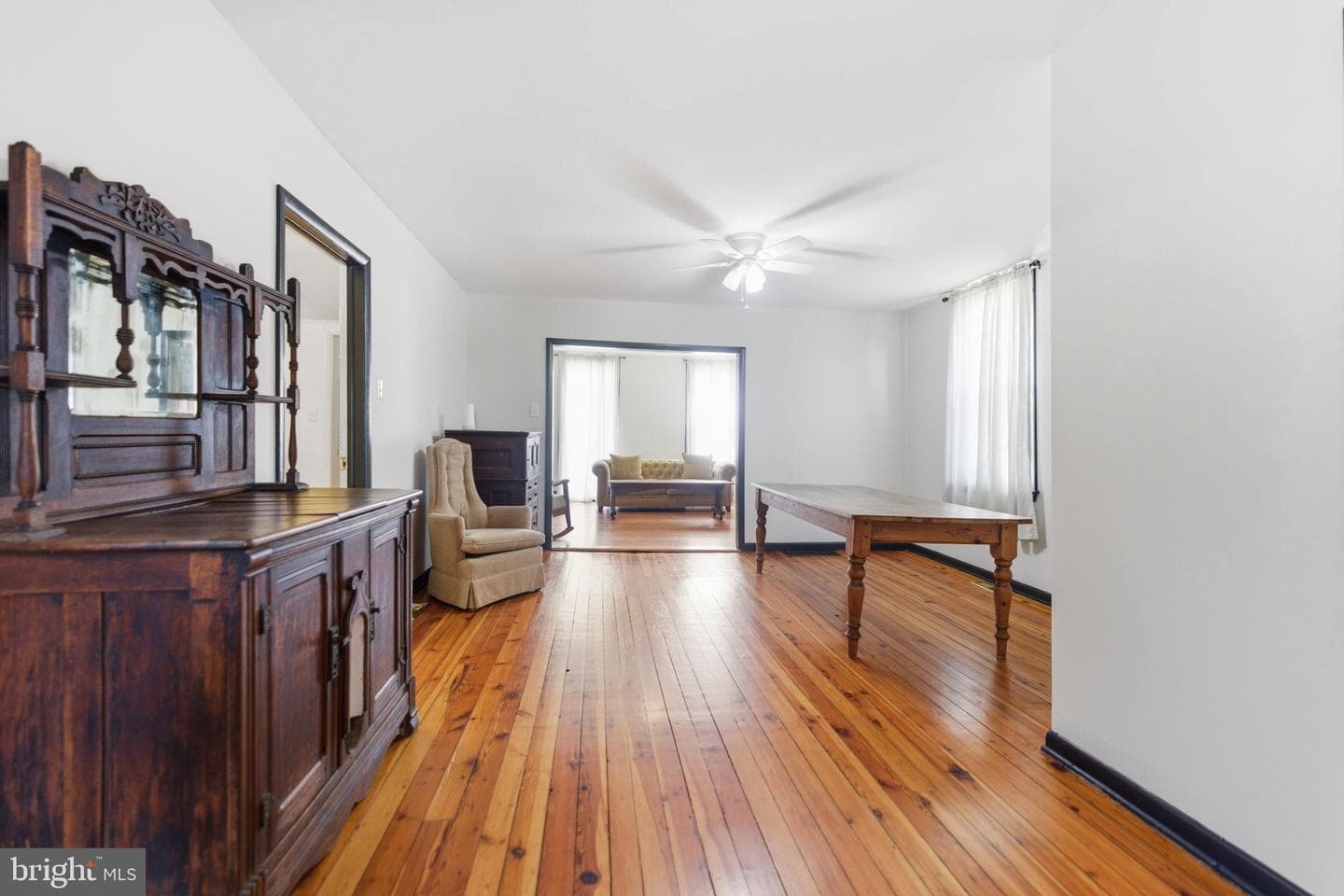 802 E Cork Street photo 19