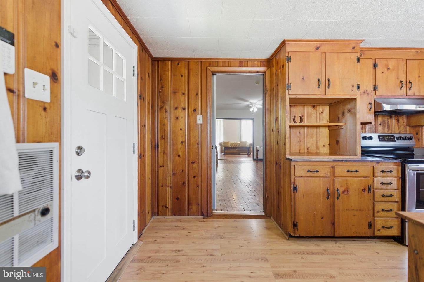 802 E Cork Street photo 25