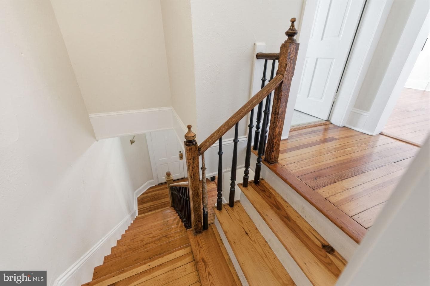 802 E Cork Street photo 29
