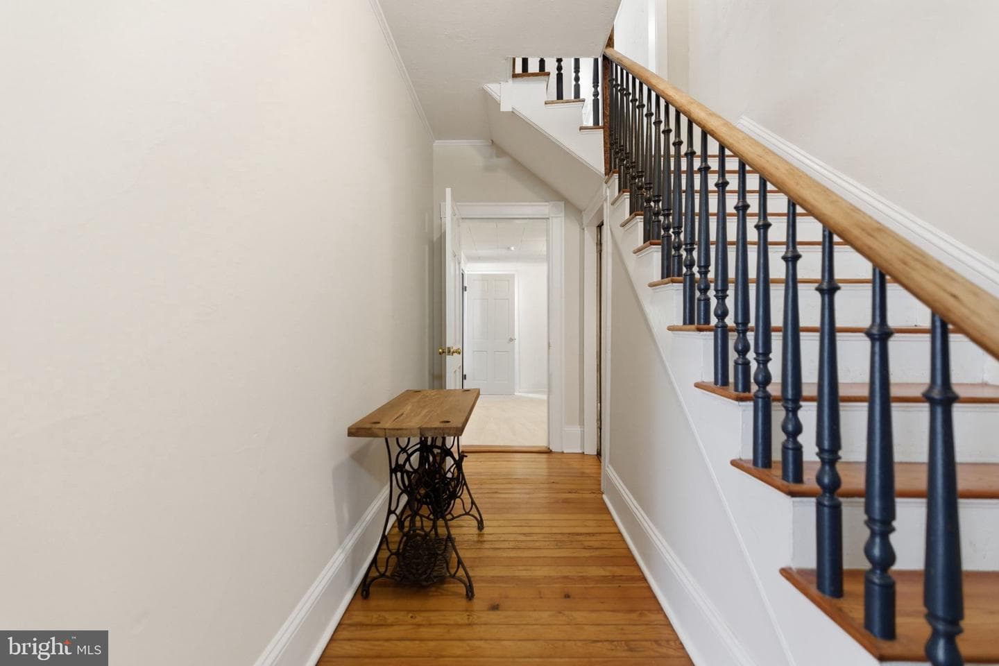 802 E Cork Street photo 9