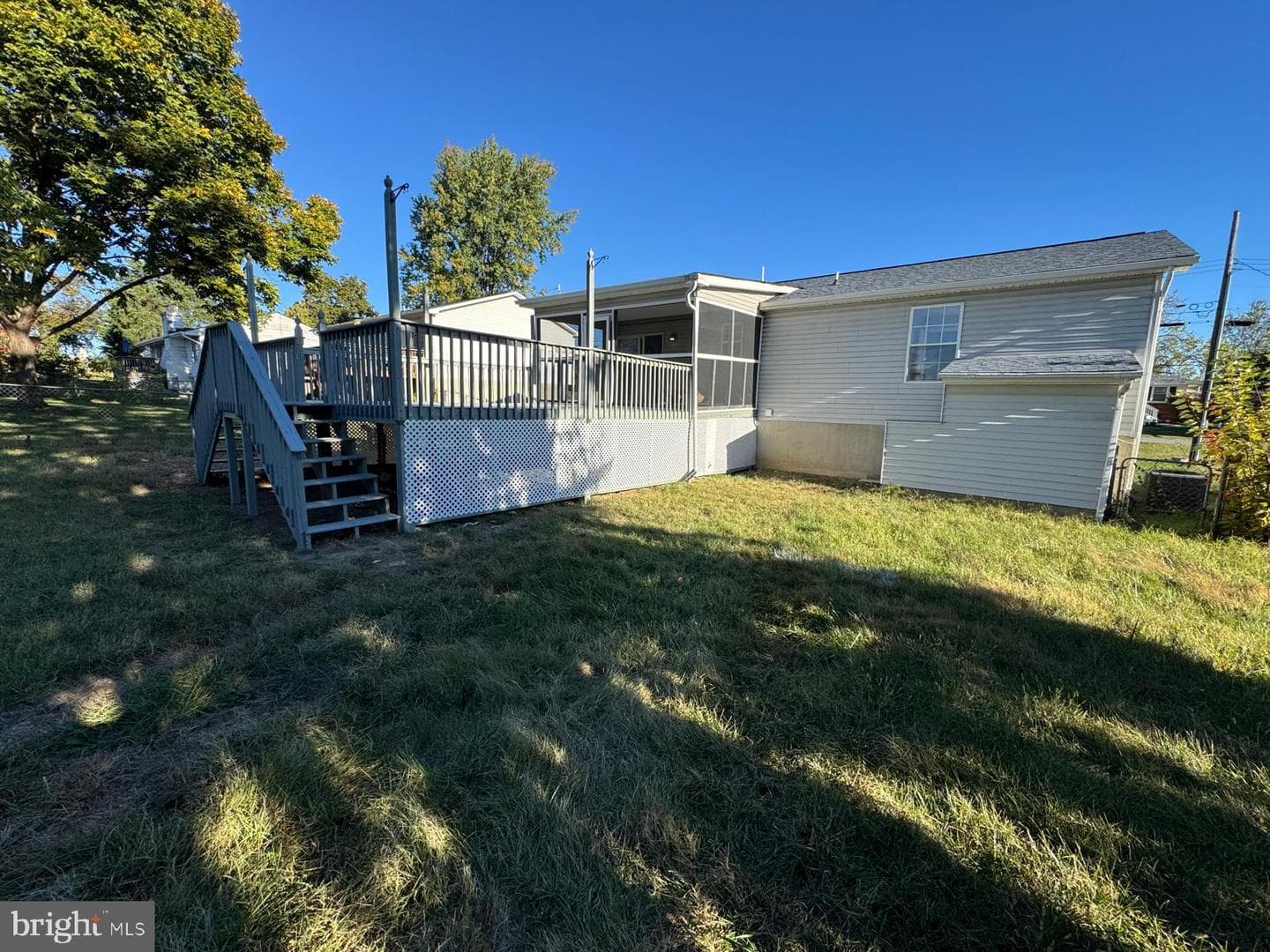 419 Summit Avenue photo 87