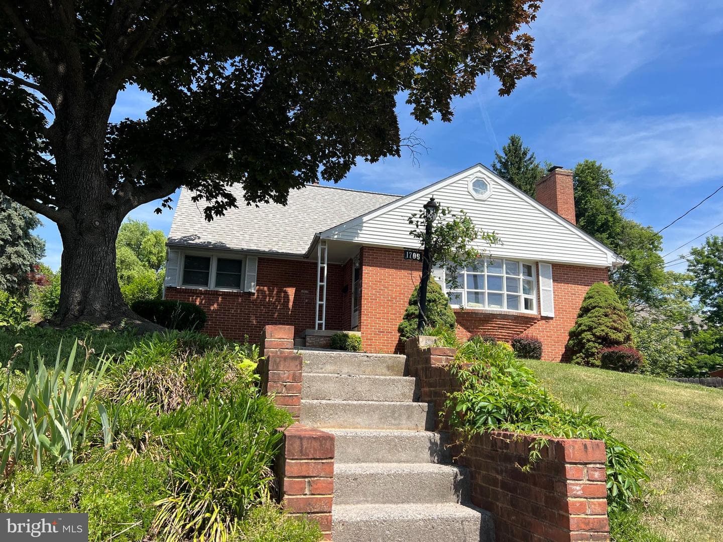 1709 Brandon Drive, Winchester