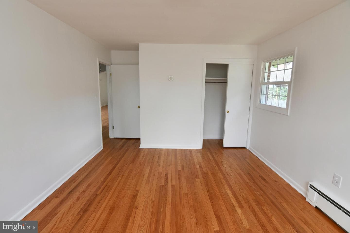 437 Beechcroft Road photo 30