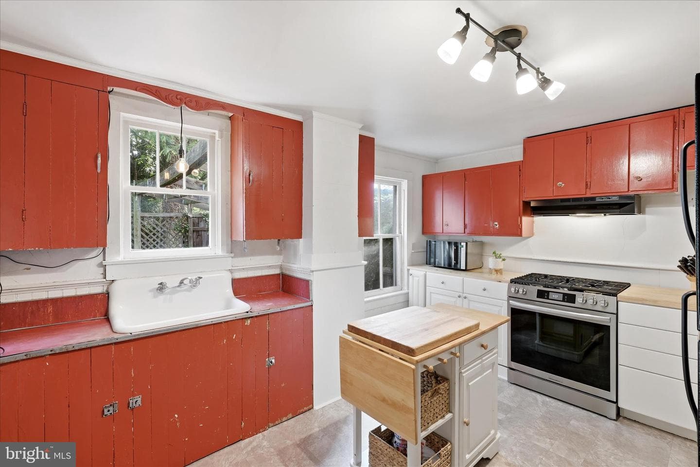 11 W Germain Street photo 15