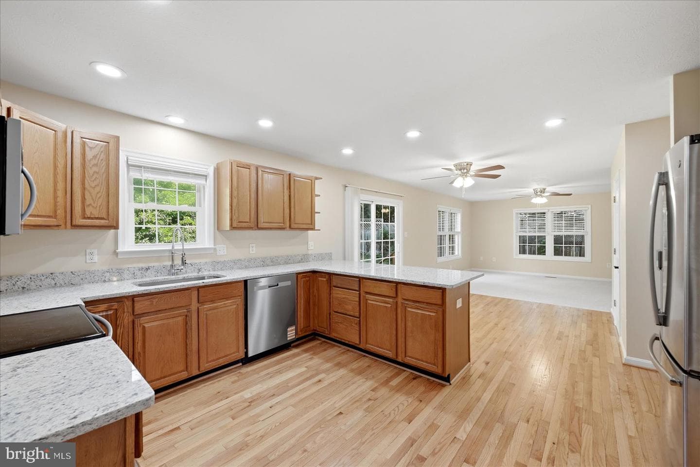 620 Crystal Court photo 15