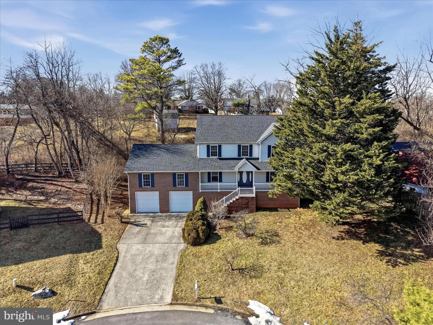 620 Crystal Court, Winchester