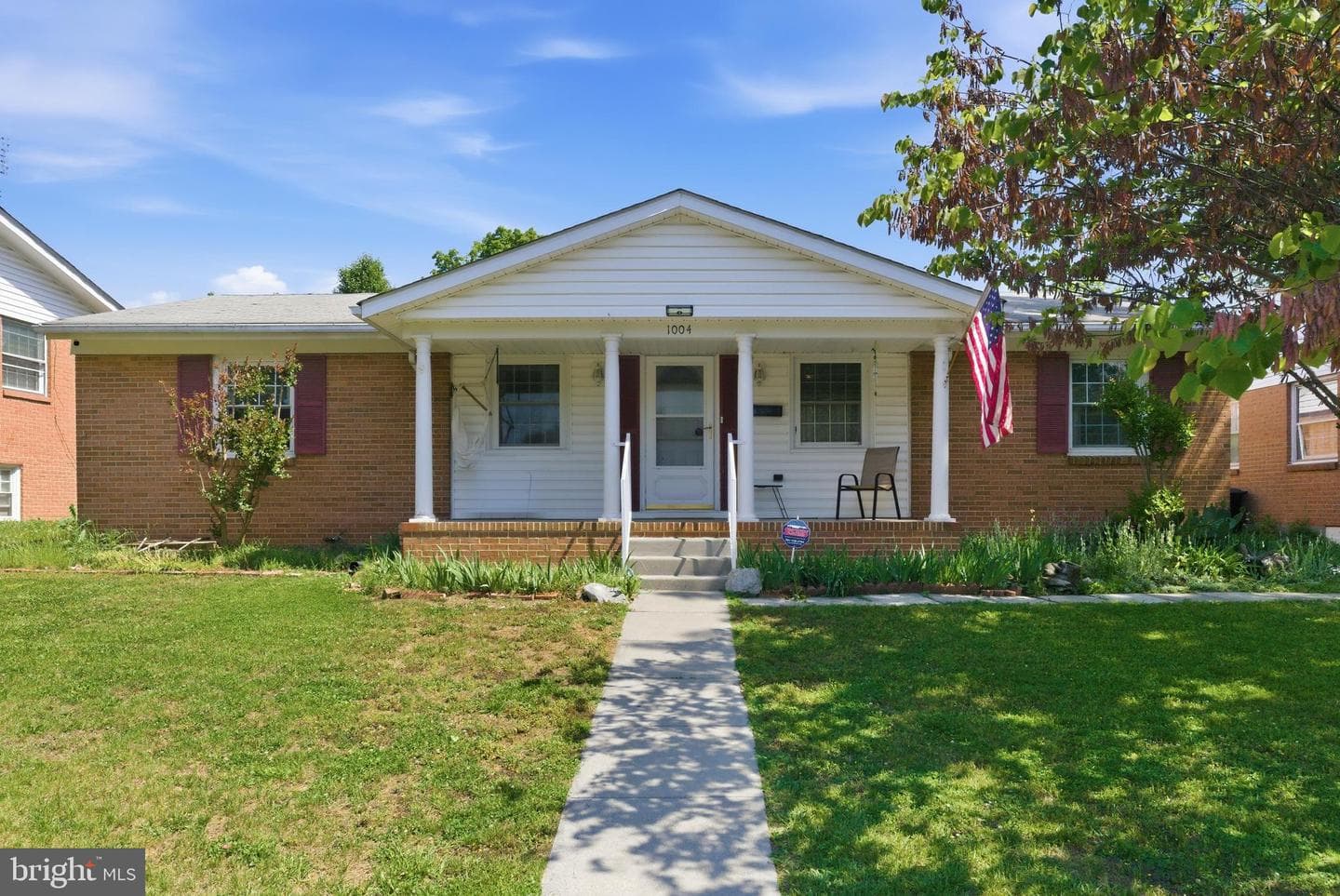 1004 Allen Drive photo 2
