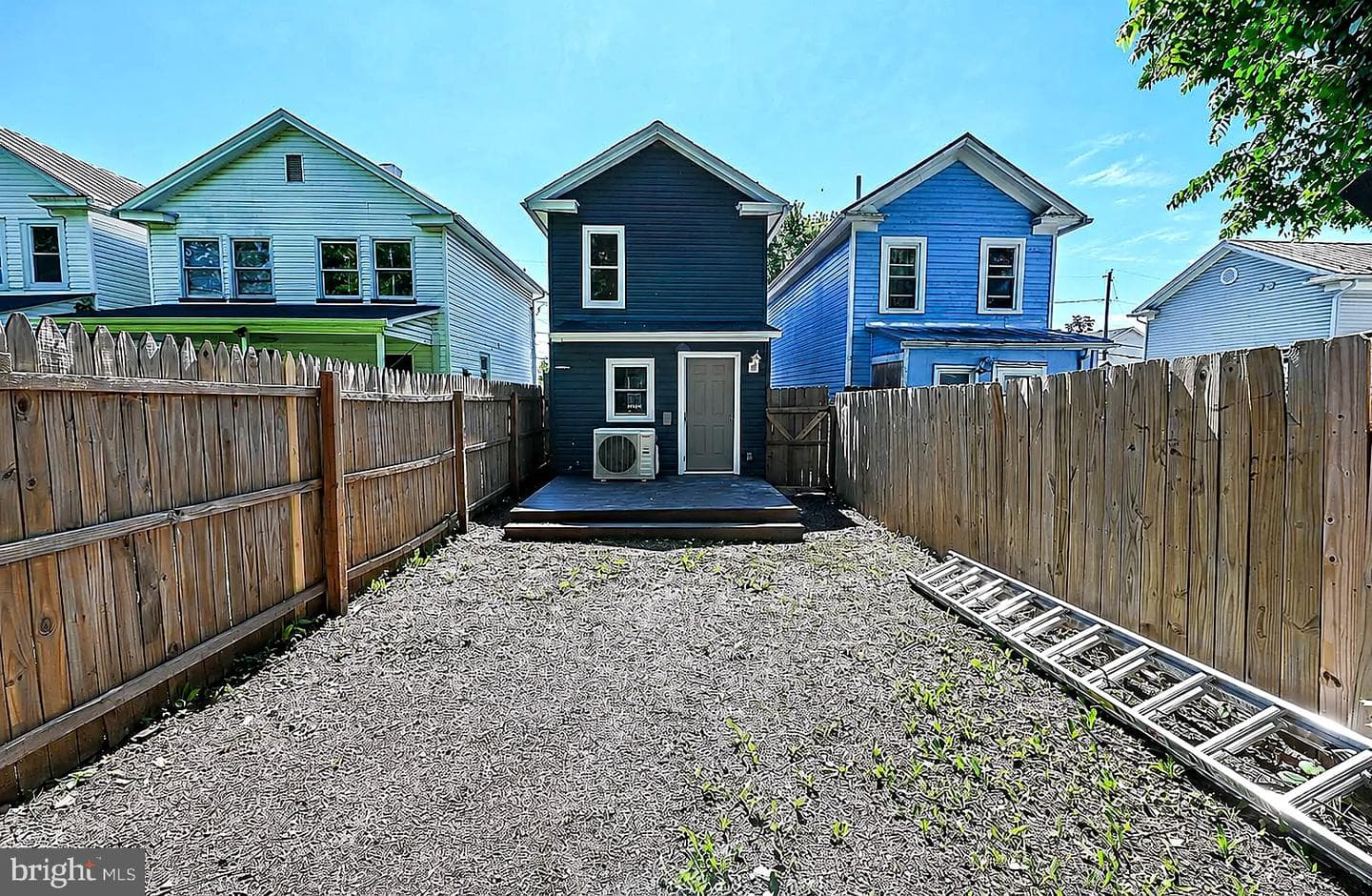 317 Fairview Ave photo 13