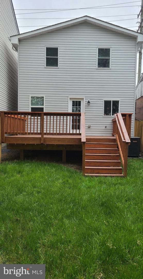 593 N Kent Street photo 22