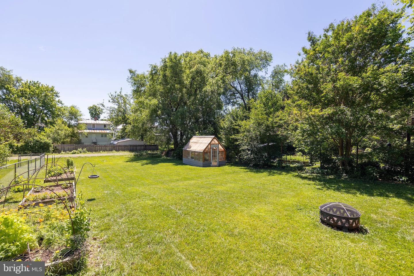 244 Parkway Street photo 34