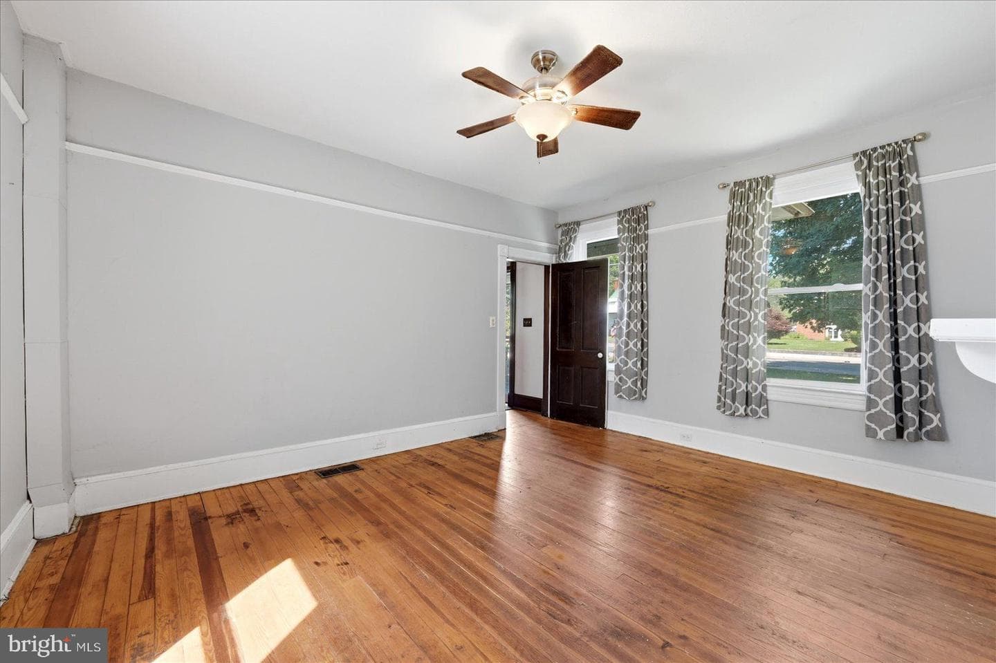 519 Fairmont Avenue photo 7