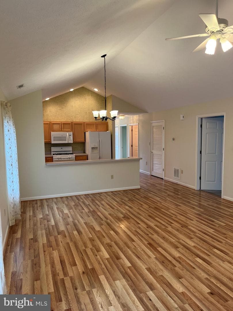 1845 Rosser Lane photo 3