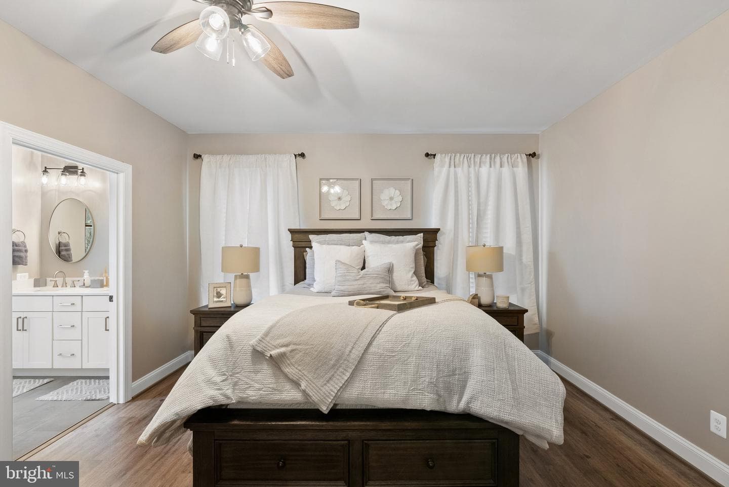 2532 Middle Road photo 26
