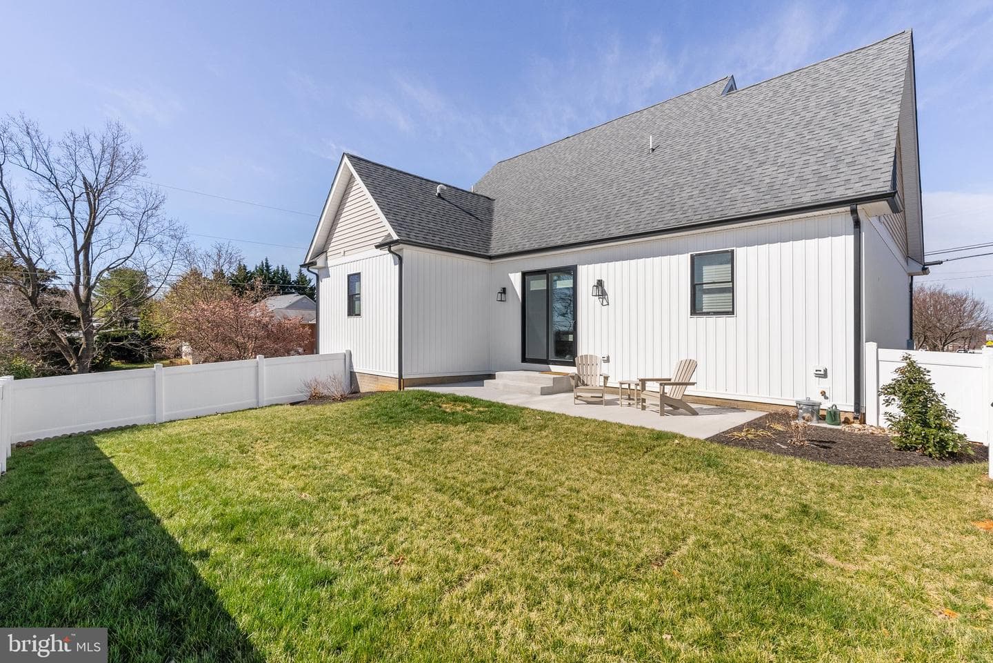 2532 Middle Road photo 38