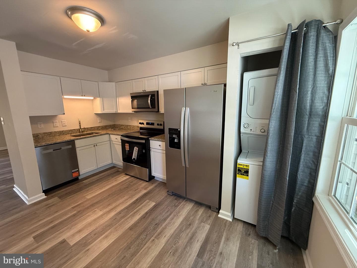 206 Kimberly Way photo 5