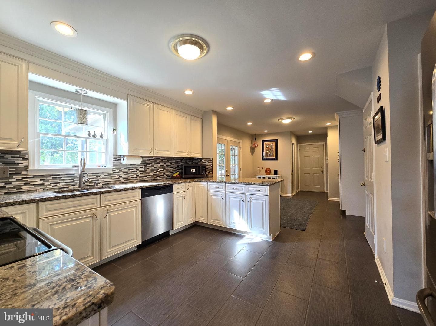1613 Van Couver Street photo 13