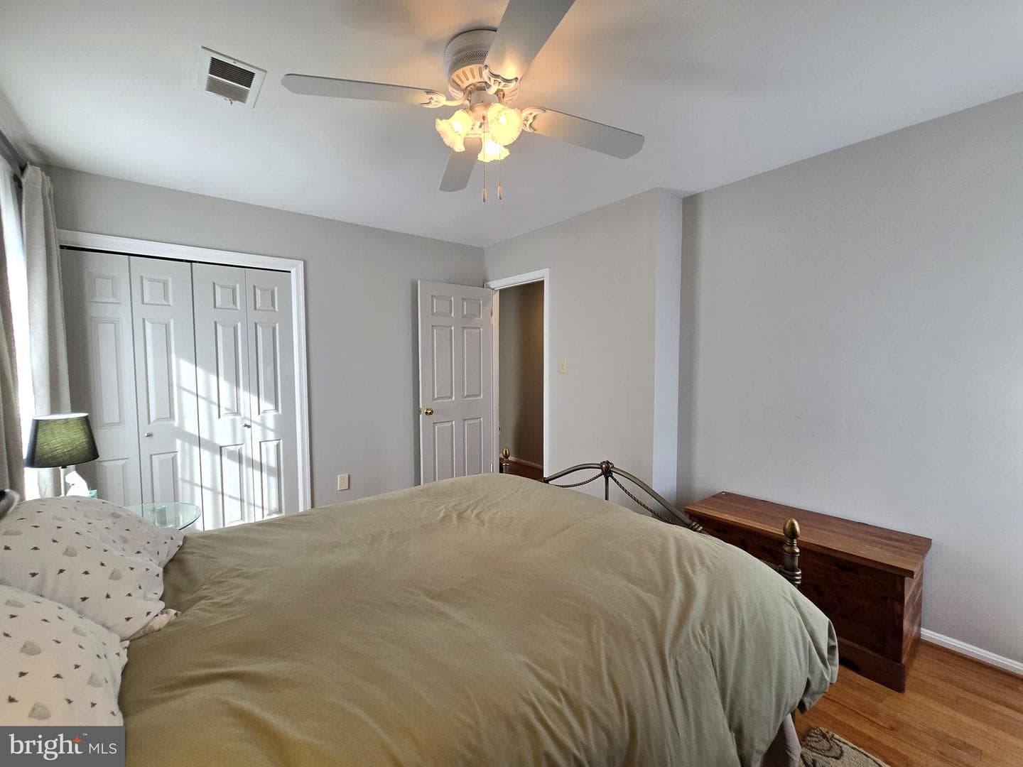 1613 Van Couver Street photo 33