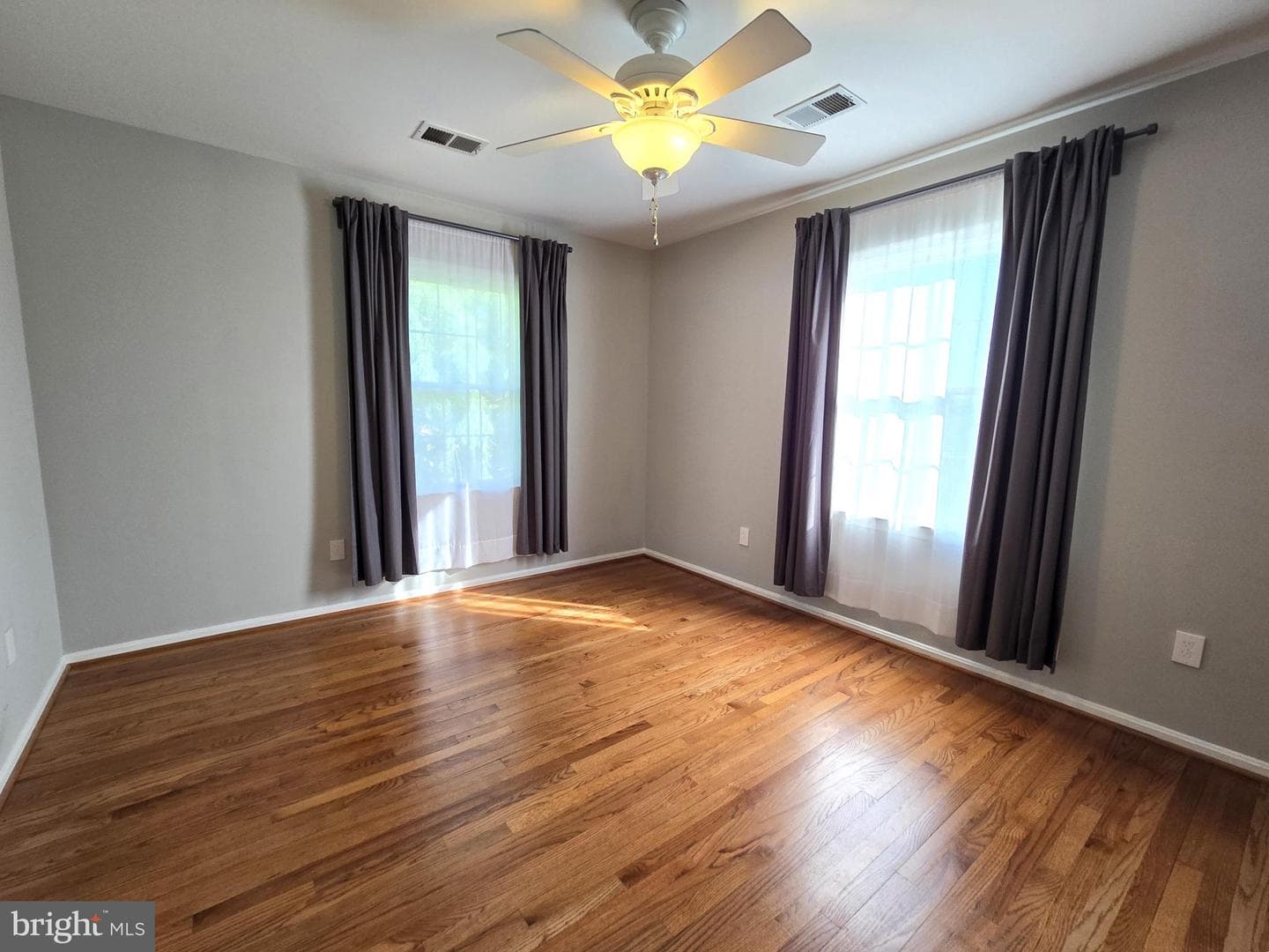 1613 Van Couver Street photo 36