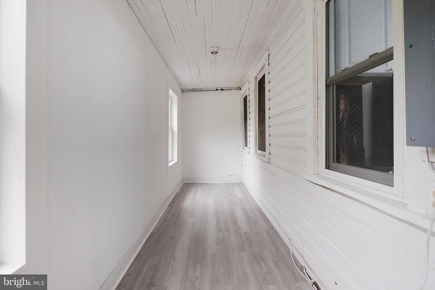 323 Fairview Avenue photo 13