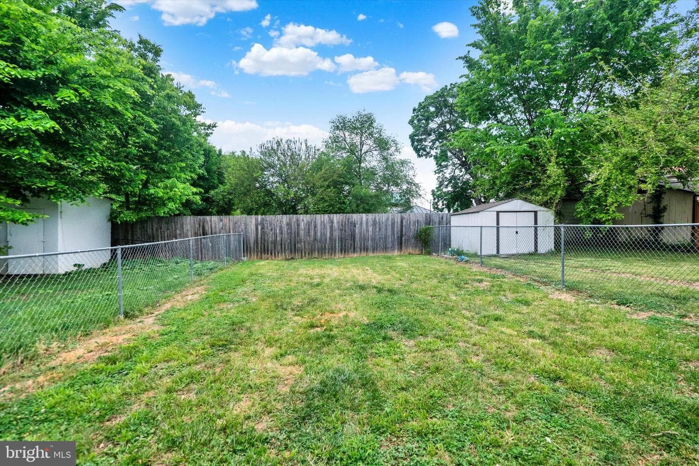 323 Fairview Avenue photo 20