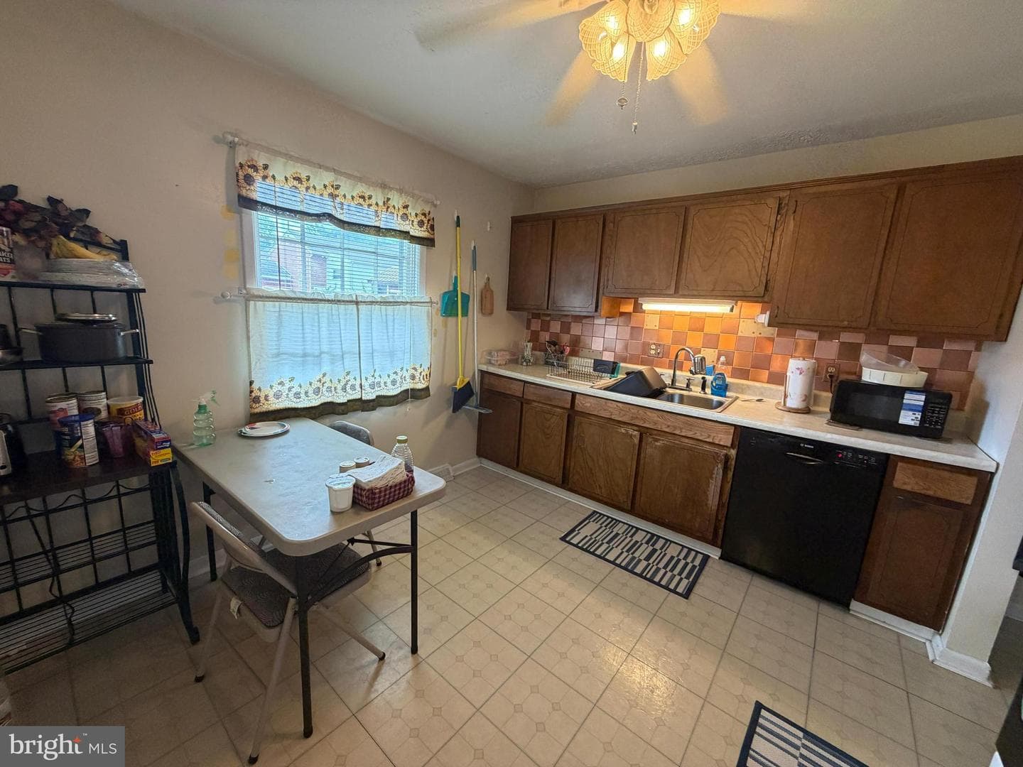 302 Wentworth Drive photo 11