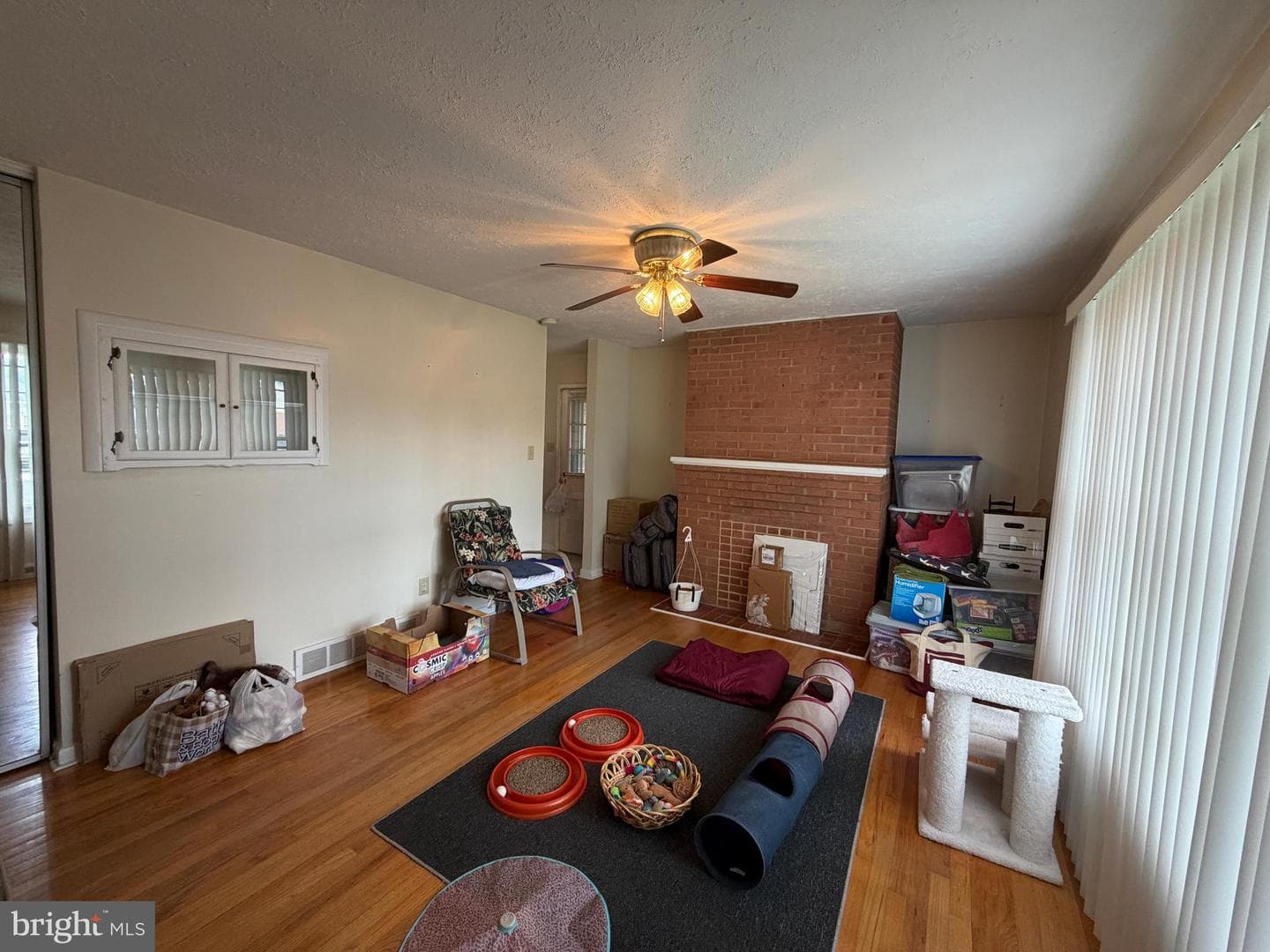 302 Wentworth Drive photo 5