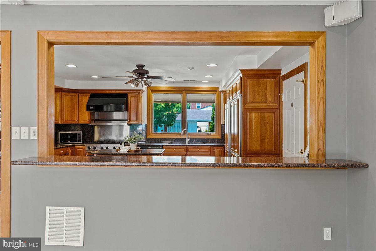 1202 Handley Avenue photo 16
